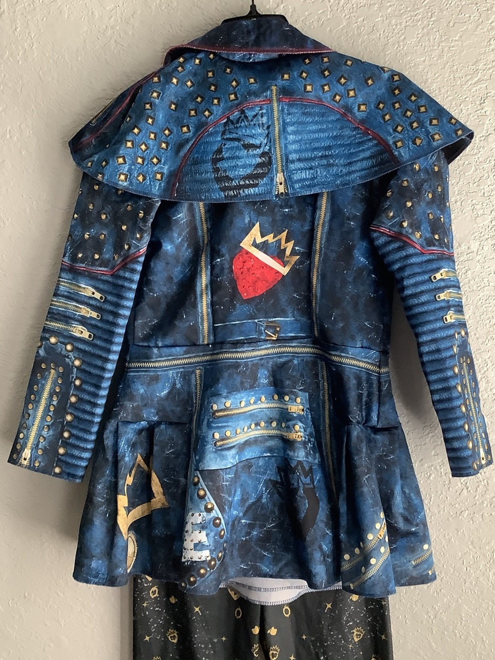 Disney Blue and Black Villain-Inspired Costume Set - Picture 4 of 5